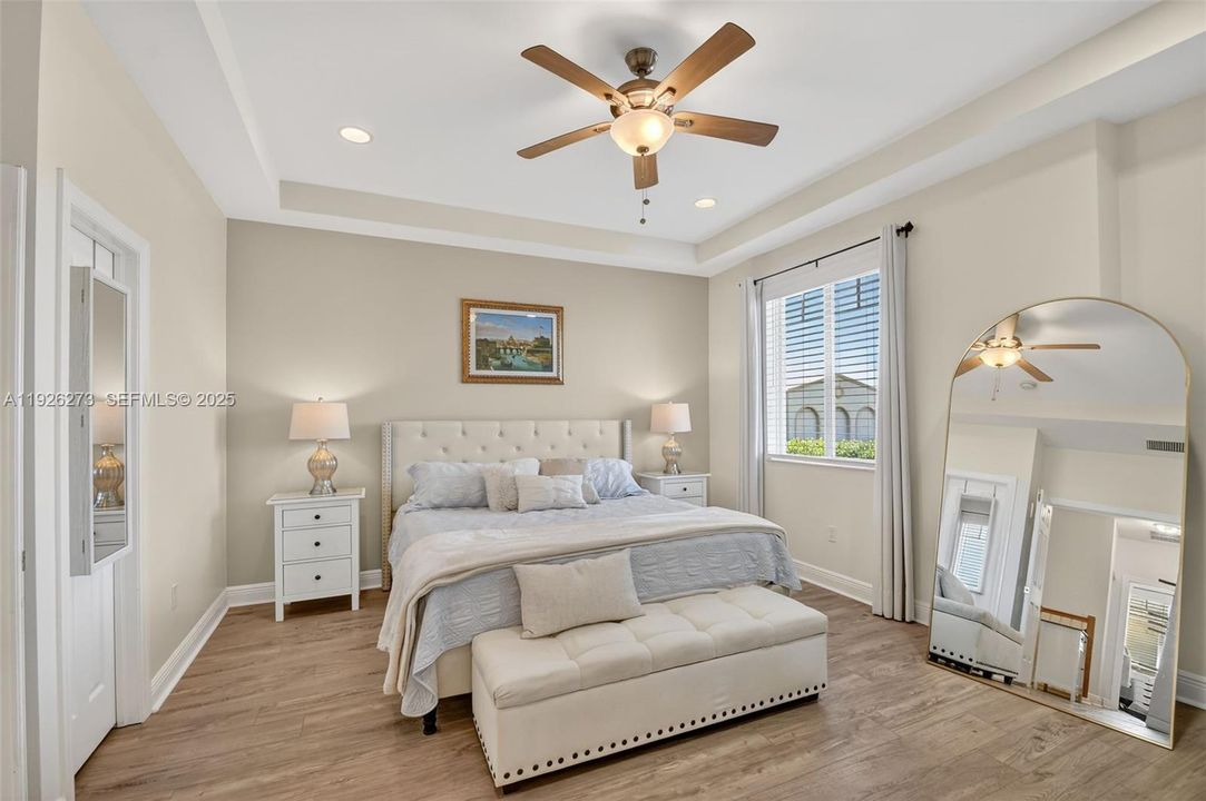 待售: $425,000 (3 贝兹, 2 浴室, 1678 平方英尺)