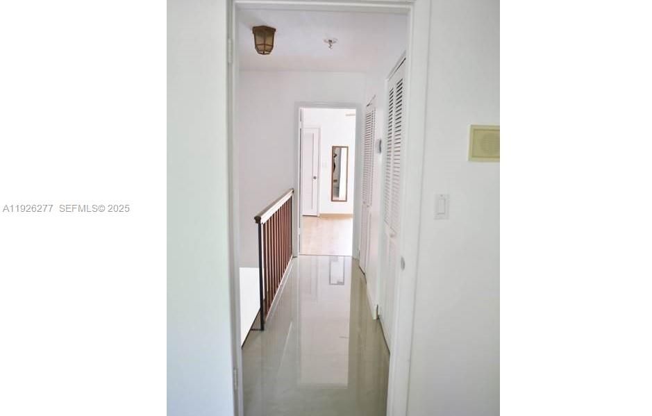 For Rent: $3,200 (2 beds, 3 baths, 1082 Square Feet)