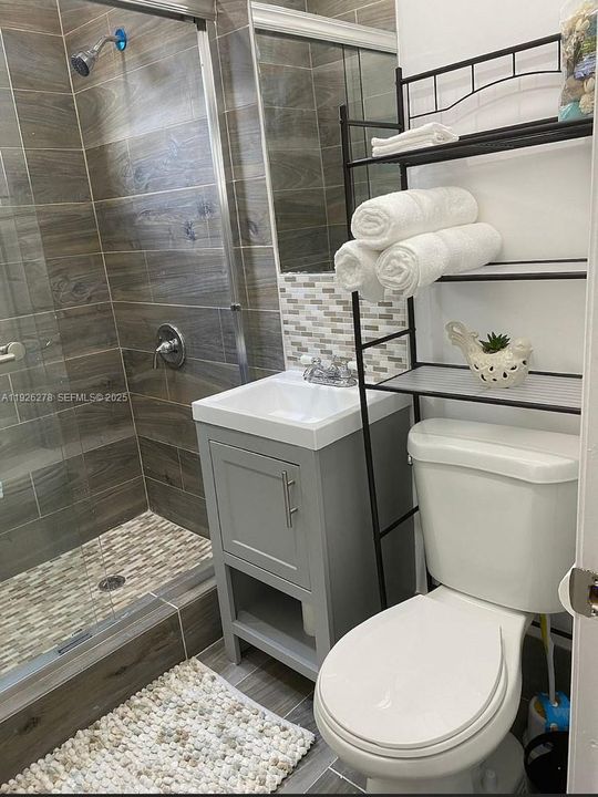 В аренду: $1,550 (0 спален, 1 ванн, 375 Квадратных фут)