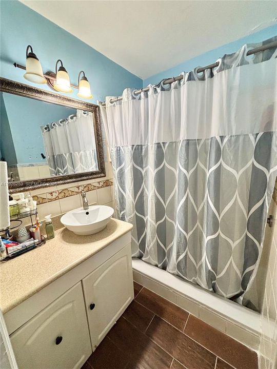 En Venta: $520,000 (3 camas, 2 baños, 1588 Pies cuadrados)