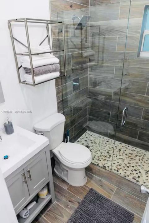 В аренду: $1,650 (0 спален, 1 ванн, 385 Квадратных фут)