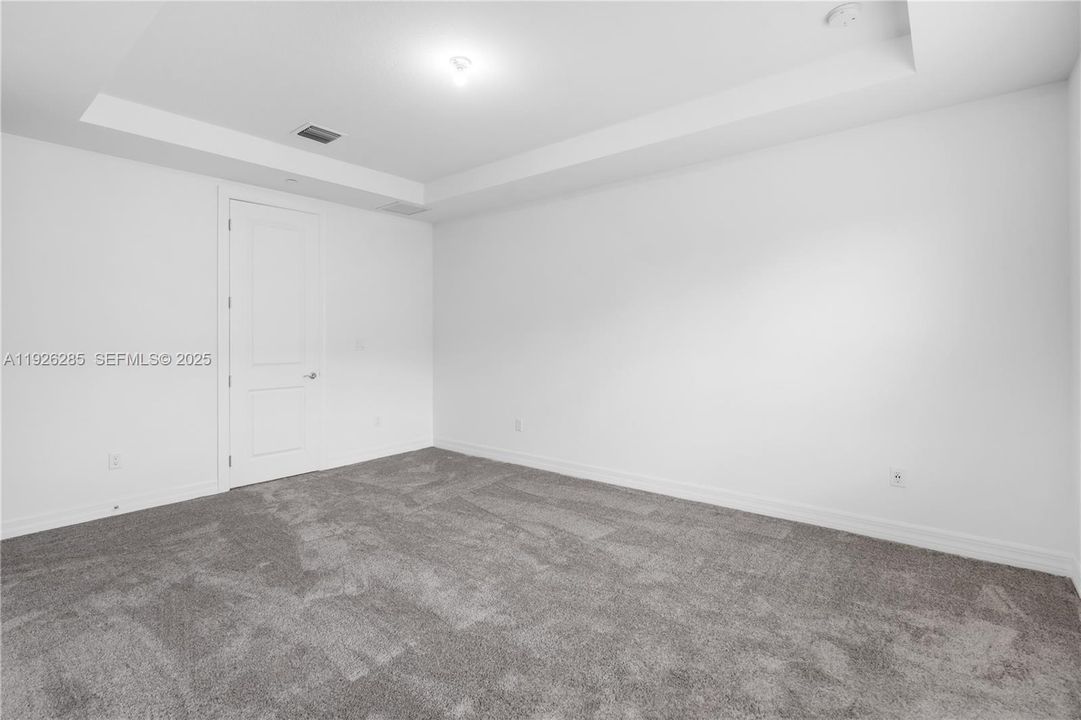 En Renta: $4,150 (3 camas, 2 baños, 1816 Pies cuadrados)