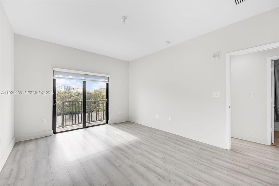 For Sale: $599,000 (4 beds, 3 baths, 1506 Square Feet)