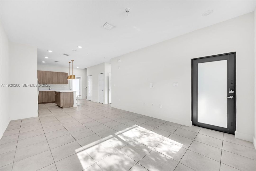 For Sale: $599,000 (4 beds, 3 baths, 1506 Square Feet)