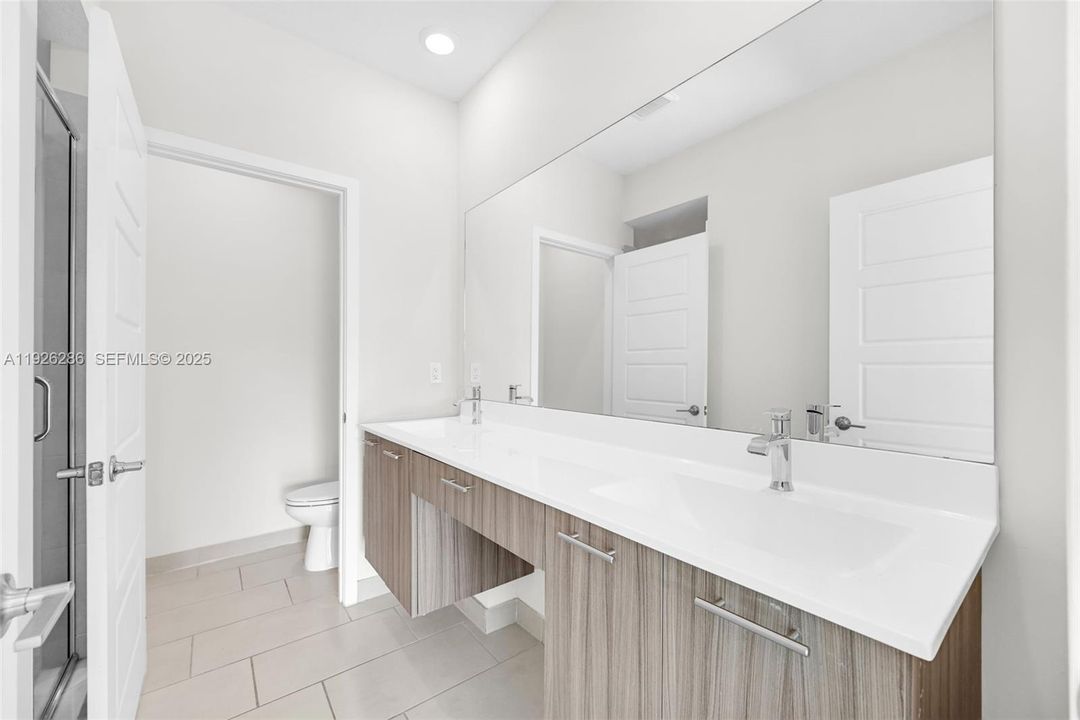 For Sale: $599,000 (4 beds, 3 baths, 1506 Square Feet)