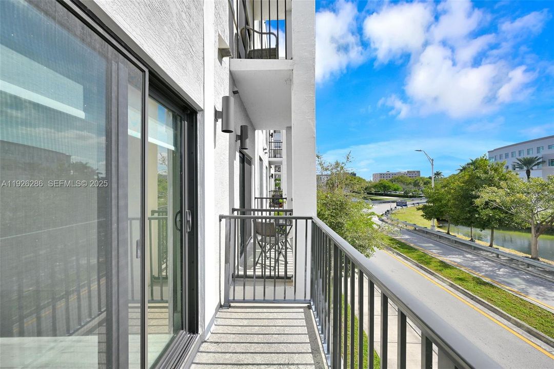 For Sale: $599,000 (4 beds, 3 baths, 1506 Square Feet)