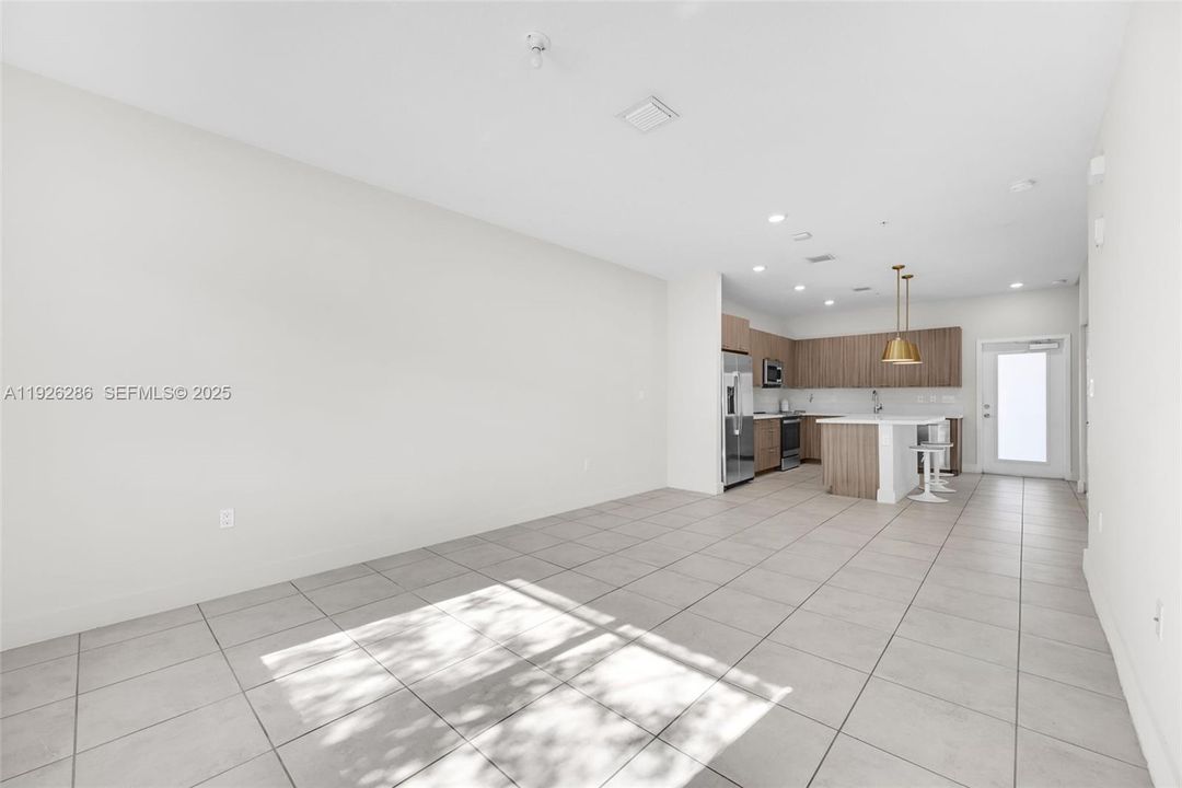 For Sale: $599,000 (4 beds, 3 baths, 1506 Square Feet)