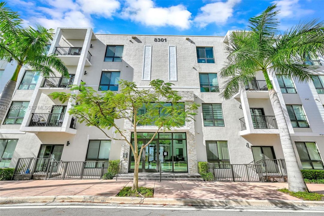 For Sale: $599,000 (4 beds, 3 baths, 1506 Square Feet)