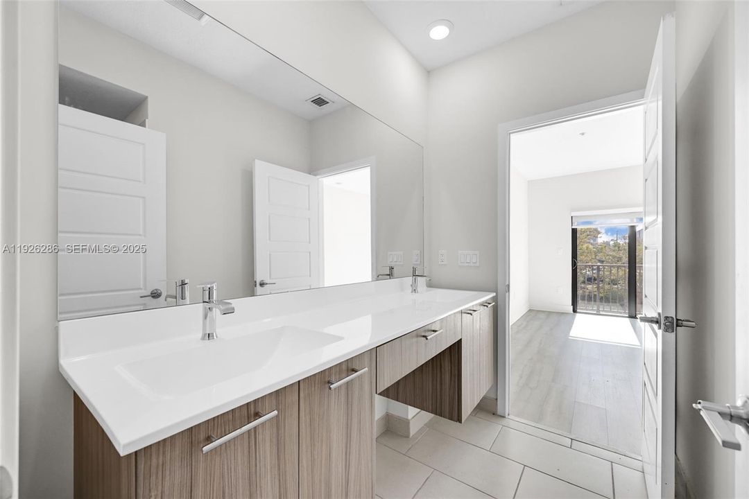 For Sale: $599,000 (4 beds, 3 baths, 1506 Square Feet)