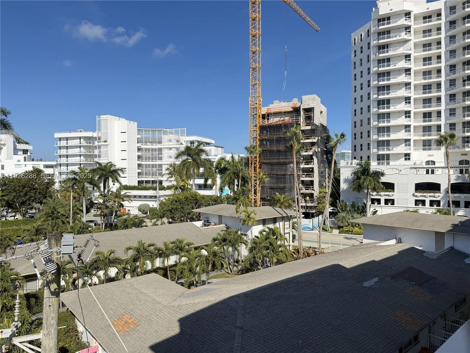 出租: $2,225 (1 贝兹, 1 浴室, 929 平方英尺)