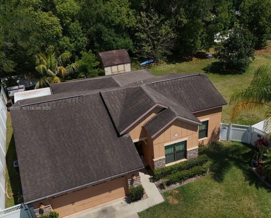 For Sale: $334,900 (3 beds, 2 baths, 1555 Square Feet)