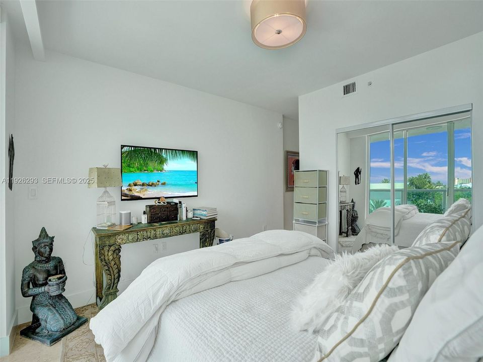 For Sale: $1,750,000 (3 beds, 4 baths, 2984 Square Feet)