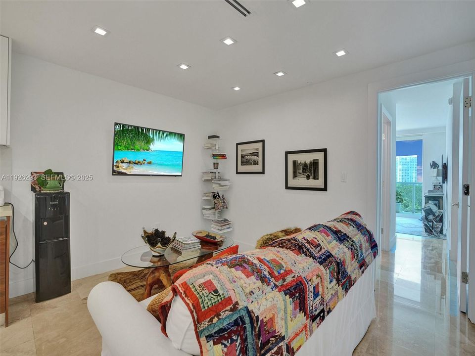 For Sale: $1,750,000 (3 beds, 4 baths, 2984 Square Feet)