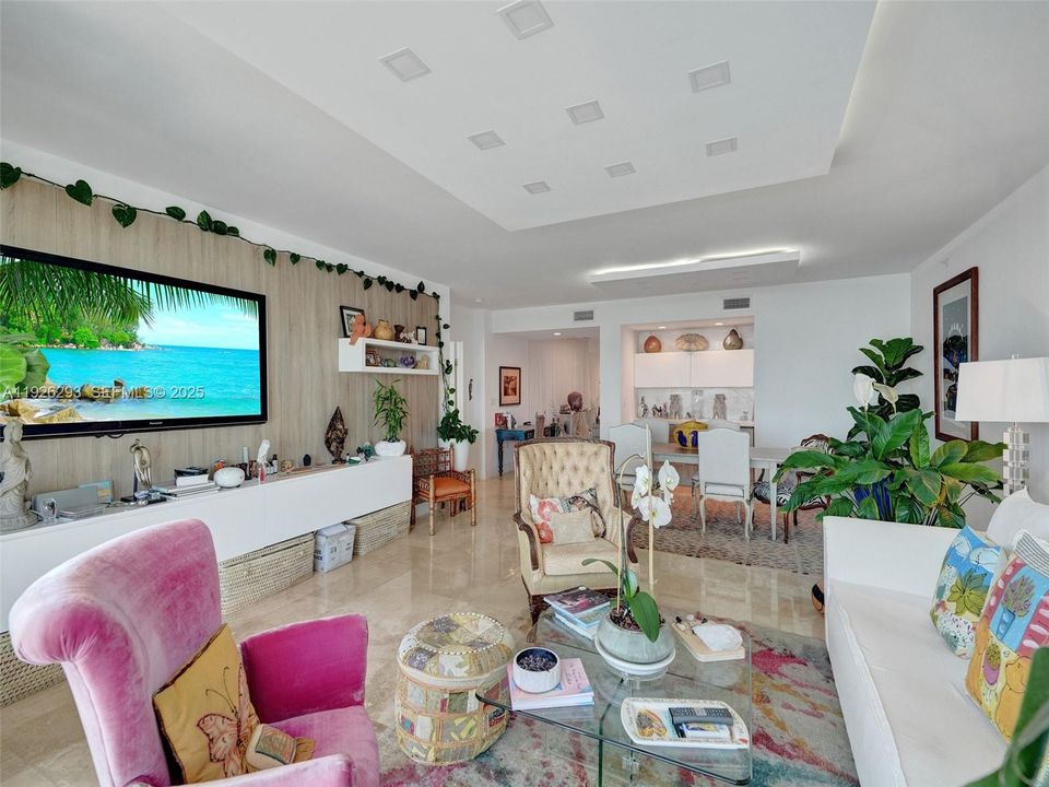 For Sale: $1,750,000 (3 beds, 4 baths, 2984 Square Feet)