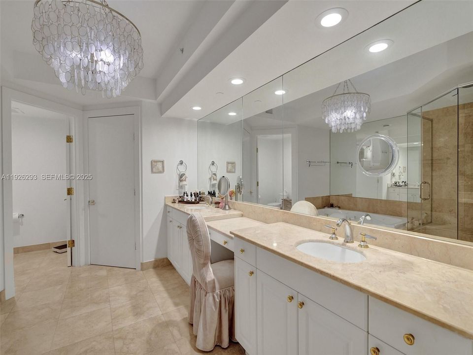 For Sale: $1,750,000 (3 beds, 4 baths, 2984 Square Feet)