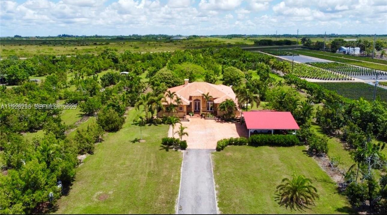 На продажу: $1,575,000 (3 спален, 2 ванн, 2722 Квадратных фут)