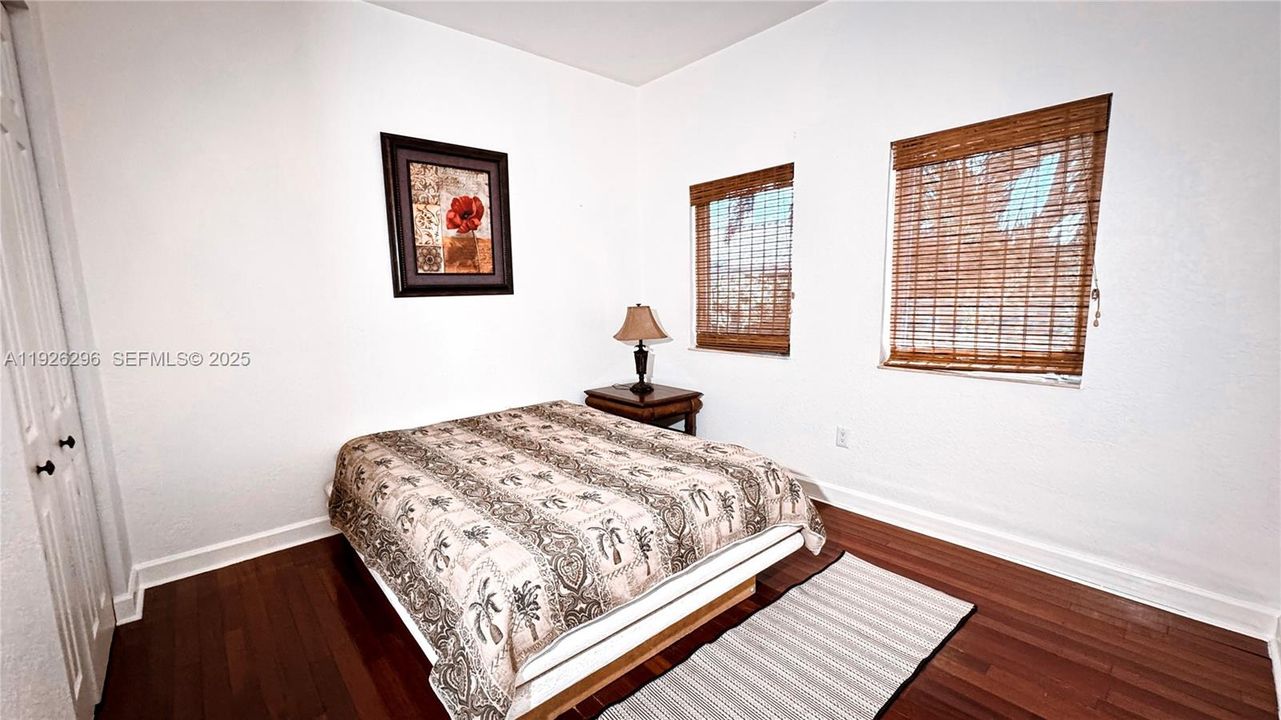 На продажу: $1,575,000 (3 спален, 2 ванн, 2722 Квадратных фут)