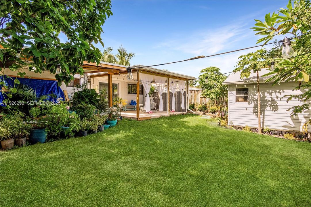 待售: $400,000 (2 贝兹, 1 浴室, 856 平方英尺)