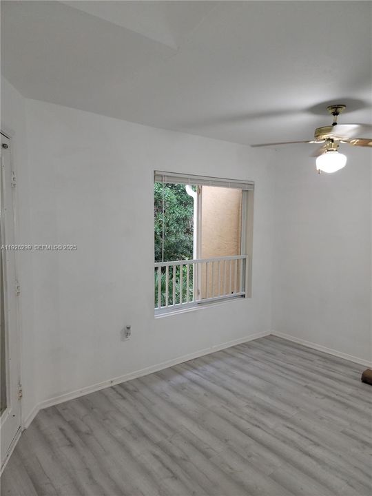 For Sale: $235,000 (2 beds, 2 baths, 1256 Square Feet)