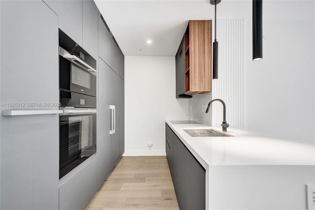 В аренду: $10,500 (4 спален, 4 ванн, 1750 Квадратных фут)