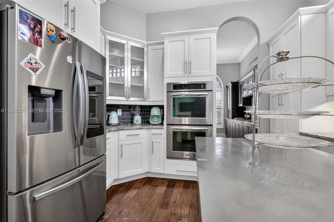 En Venta: $1,299,000 (5 camas, 4 baños, 3365 Pies cuadrados)