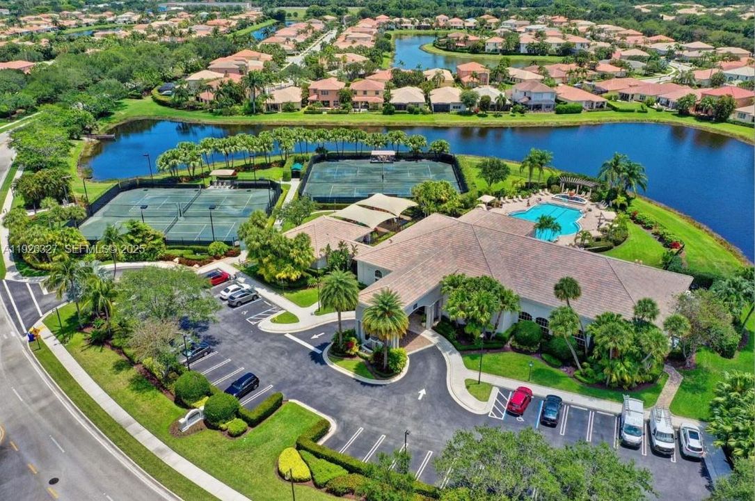 待售: $1,299,000 (5 贝兹, 4 浴室, 3365 平方英尺)