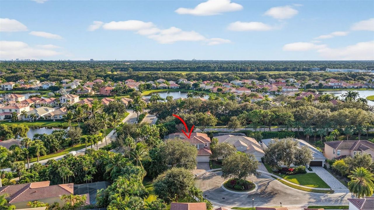 En Venta: $1,299,000 (5 camas, 4 baños, 3365 Pies cuadrados)