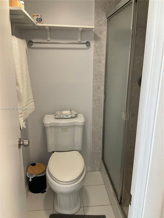 待售: $190,000 (2 贝兹, 2 浴室, 1025 平方英尺)