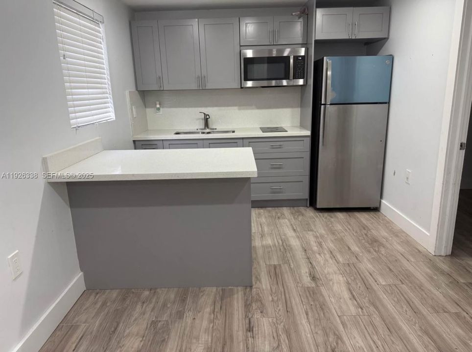 For Rent: $2,000 (2 beds, 1 baths, 0 Square Feet)