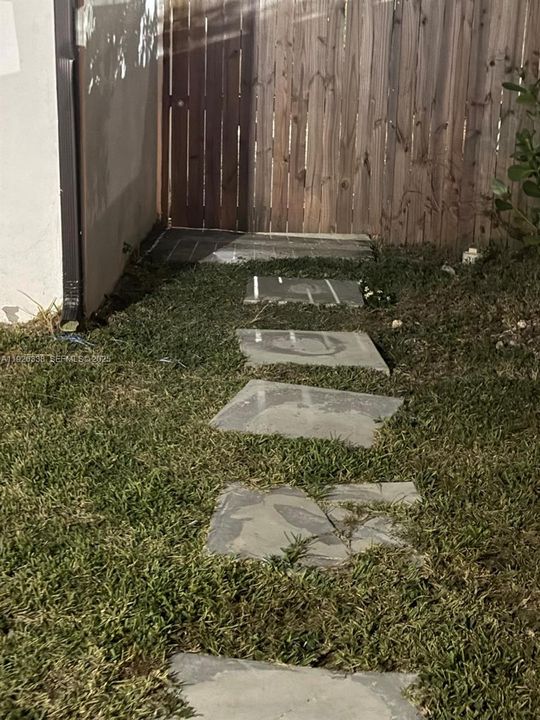 For Rent: $2,000 (2 beds, 1 baths, 0 Square Feet)