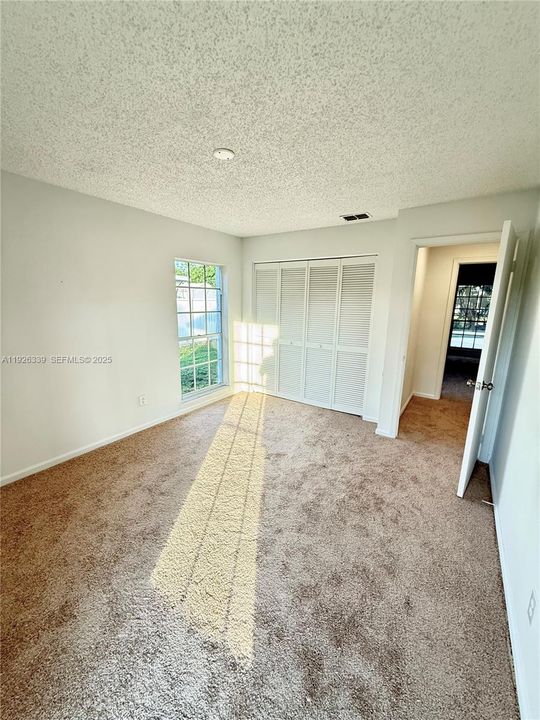 待售: $319,900 (3 贝兹, 2 浴室, 1254 平方英尺)