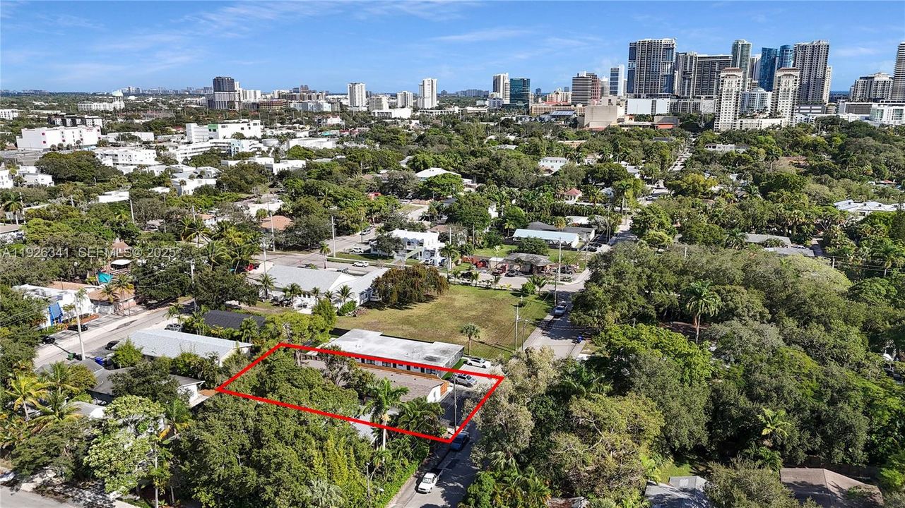 出租: $2,300 (1 贝兹, 1 浴室, 2459 平方英尺)