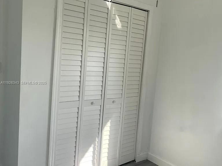 В аренду: $2,599 (3 спален, 1 ванн, 840 Квадратных фут)