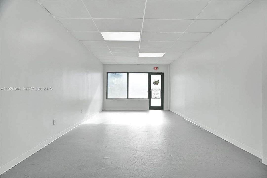 出租: $3,200 (0 贝兹, 0 浴室, 0 平方英尺)