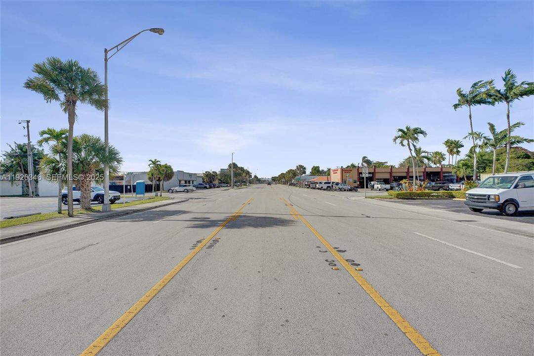 出租: $3,200 (0 贝兹, 0 浴室, 0 平方英尺)