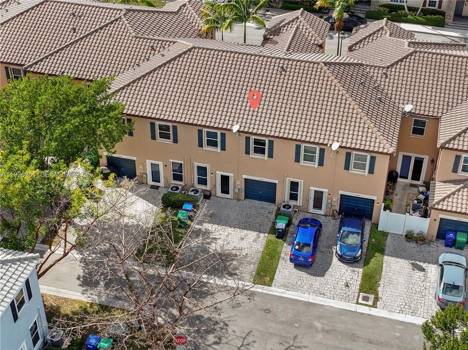 En Venta: $540,000 (4 camas, 2 baños, 1876 Pies cuadrados)