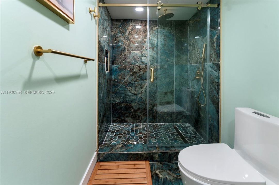 En Venta: $495,000 (3 camas, 2 baños, 1488 Pies cuadrados)