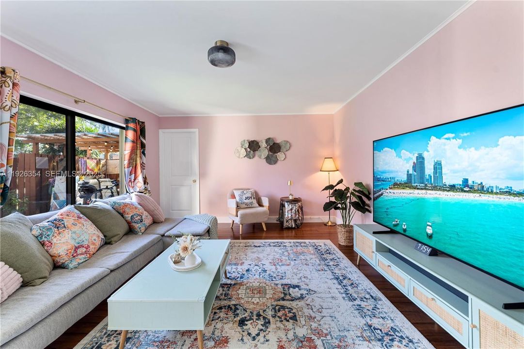 En Venta: $495,000 (3 camas, 2 baños, 1488 Pies cuadrados)