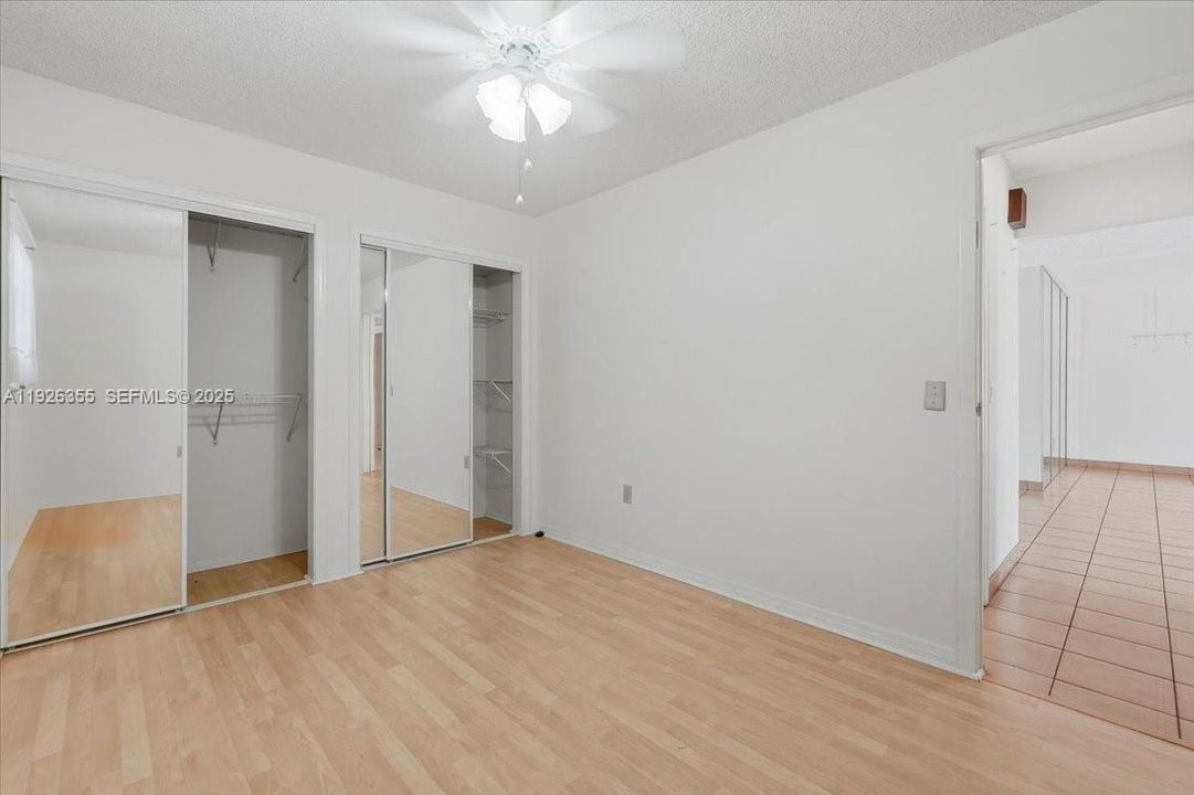 En Venta: $530,000 (3 camas, 2 baños, 1600 Pies cuadrados)