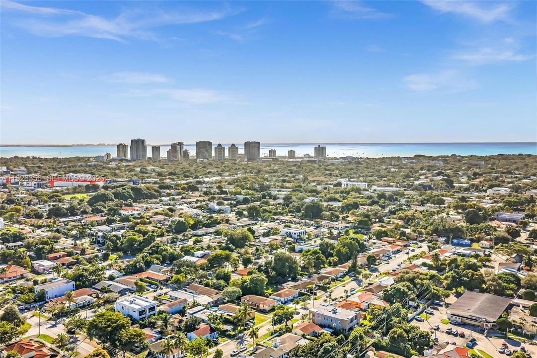 На продажу: $1,595,000 (4 спален, 4 ванн, 2671 Квадратных фут)