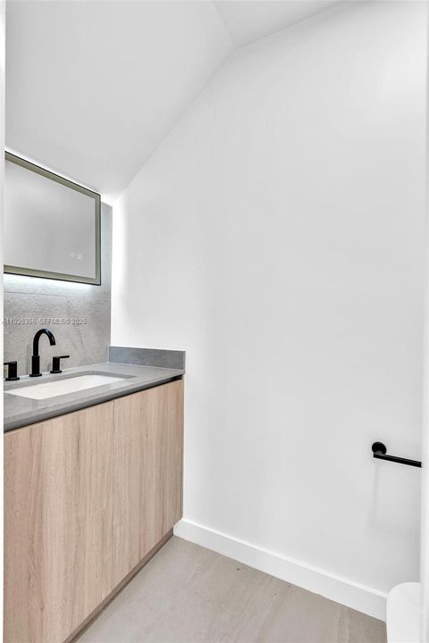 На продажу: $1,595,000 (4 спален, 4 ванн, 2671 Квадратных фут)