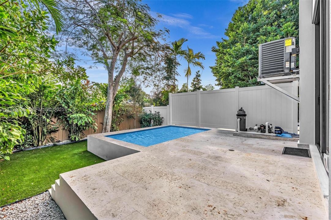 На продажу: $1,595,000 (4 спален, 4 ванн, 2671 Квадратных фут)