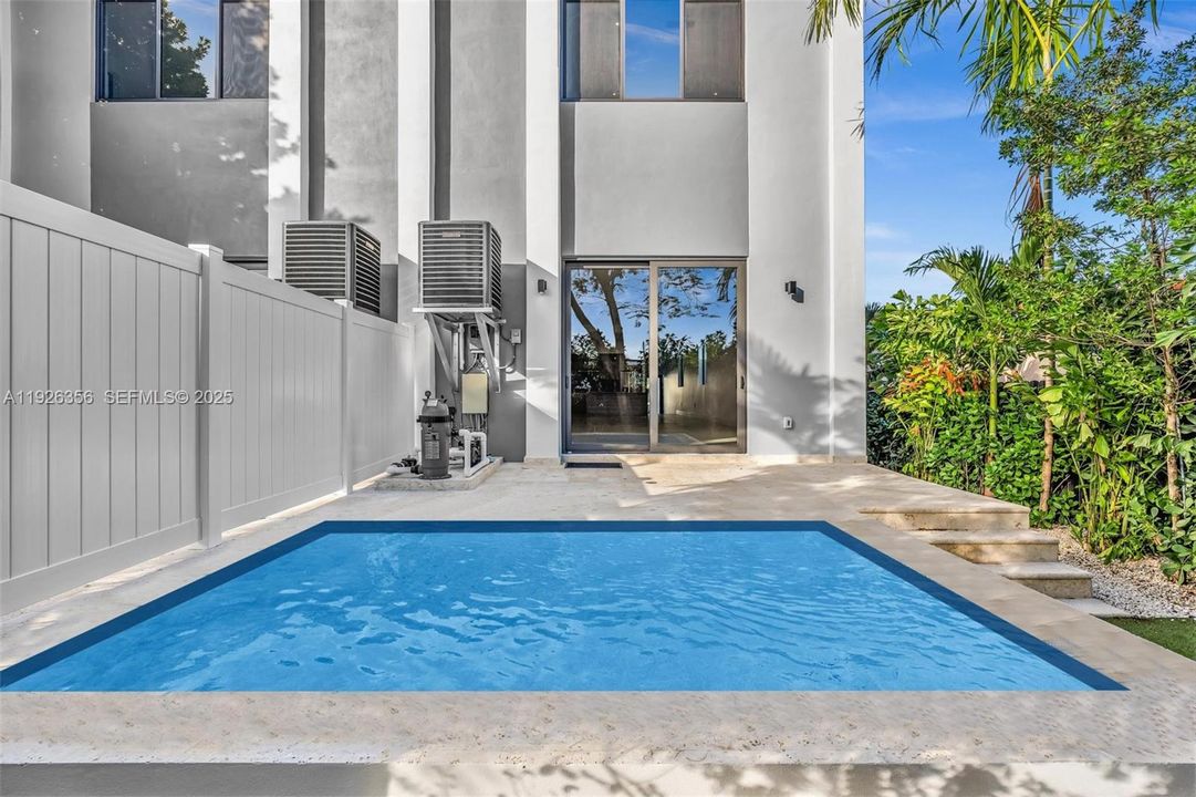 На продажу: $1,595,000 (4 спален, 4 ванн, 2671 Квадратных фут)