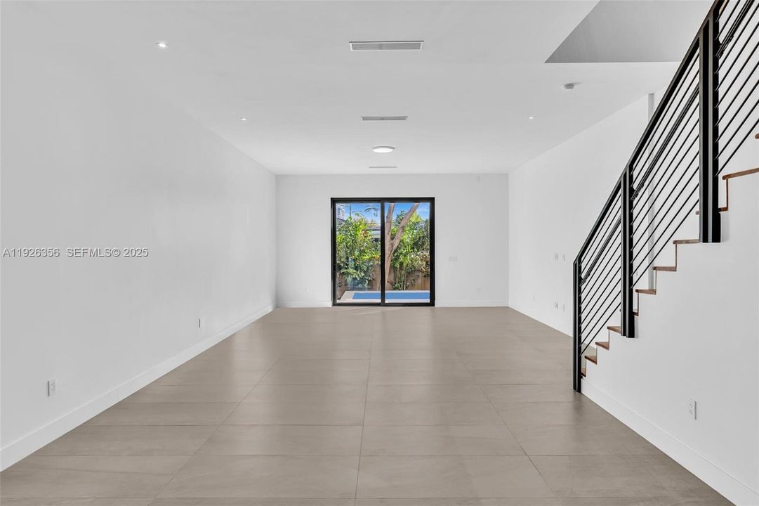 На продажу: $1,595,000 (4 спален, 4 ванн, 2671 Квадратных фут)