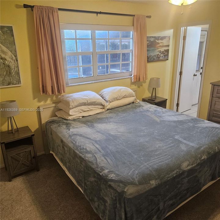 В аренду: $3,600 (3 спален, 2 ванн, 1179 Квадратных фут)