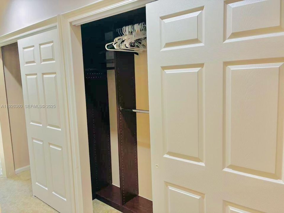 For Rent: $7,300 (5 beds, 4 baths, 3066 Square Feet)