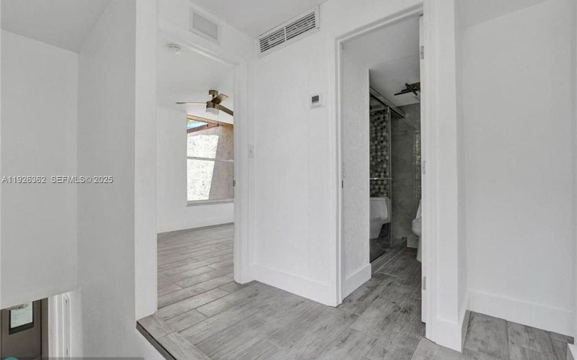 出租: $3,100 (4 贝兹, 2 浴室, 1313 平方英尺)