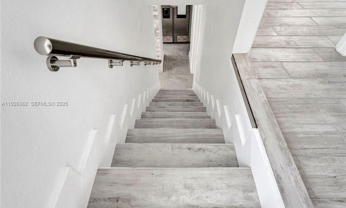 出租: $3,100 (4 贝兹, 2 浴室, 1313 平方英尺)