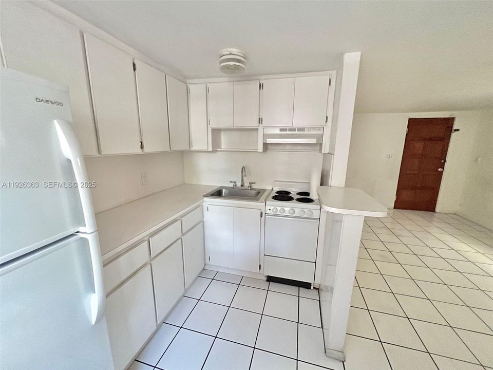 For Rent: $1,500 (1 beds, 1 baths, 600 Square Feet)