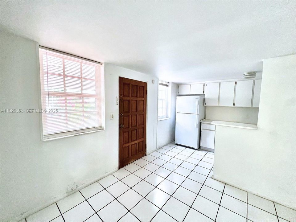 For Rent: $1,500 (1 beds, 1 baths, 600 Square Feet)